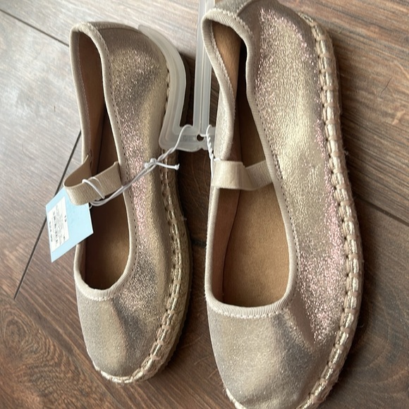 Cat and jack flats - Picture 2 of 3